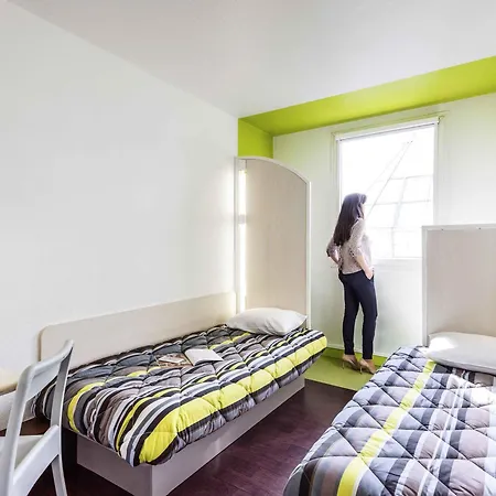 Hotel Hotelf1 Paris Porte De Montreuil *