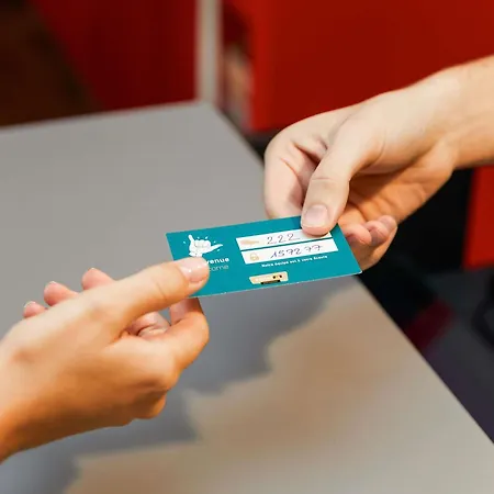 Hotel Hotelf1 Paris Porte De Montreuil Bagnolet