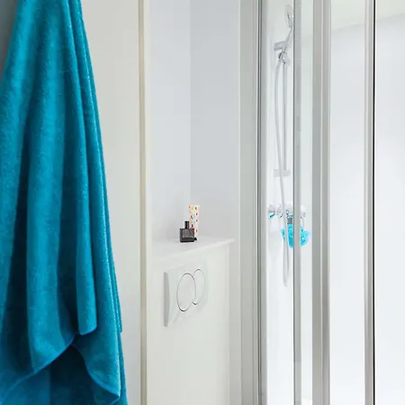 Hotel Hotelf1 Paris Porte De Montreuil *