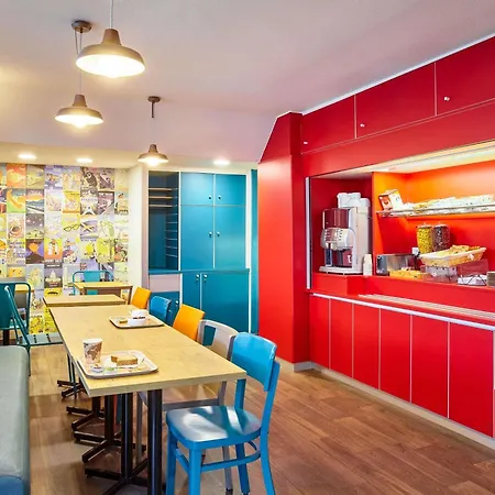 Hotelf1 Paris Porte De Montreuil