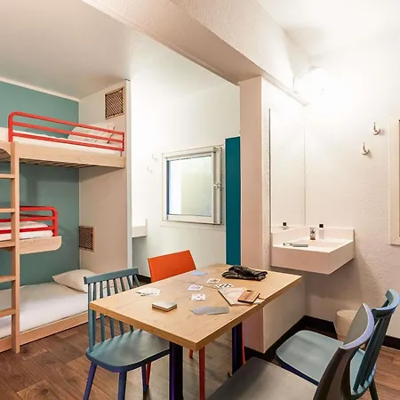 Hotelf1 Paris Porte De Montreuil Hotel *