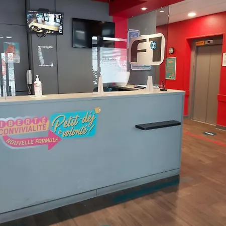 Hotelf1 Paris Porte De Montreuil