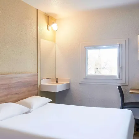 Hotelf1 Paris Porte De Montreuil Ξενοδοχείο *