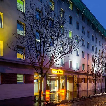 Hotelf1 Paris Porte De Montreuil Bagnolet