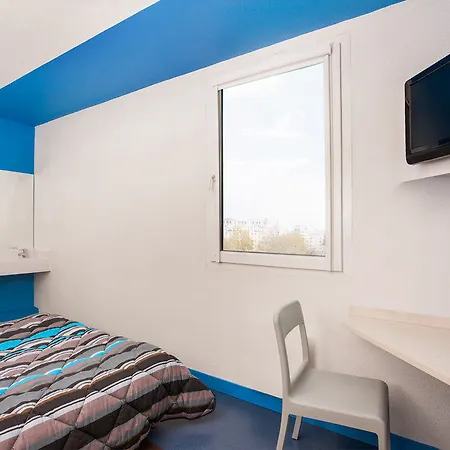 Hotelf1 Paris Porte De Montreuil * بانيوليه
