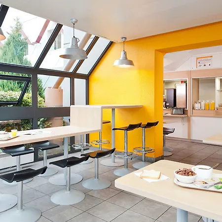 Hotelf1 Paris Porte De Montreuil * Bagnolet