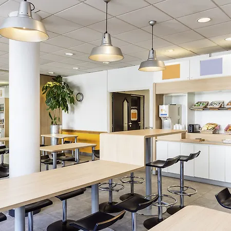 Hotel Hotelf1 Paris Porte De Montreuil *