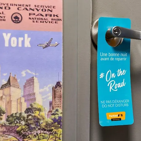 Hotelf1 Paris Porte De Montreuil Hotel *