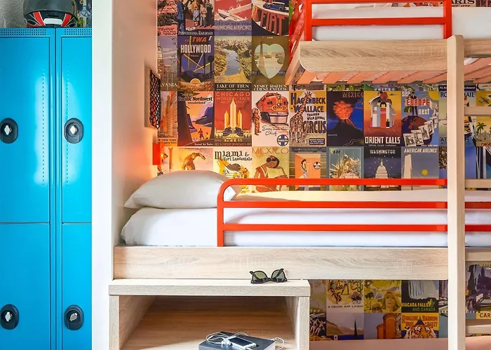 Hotel Hotelf1 Paris Porte De Montreuil Bagnolet