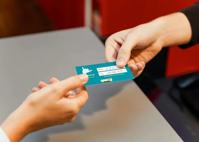 Hotel Hotelf1 Paris Porte De Montreuil