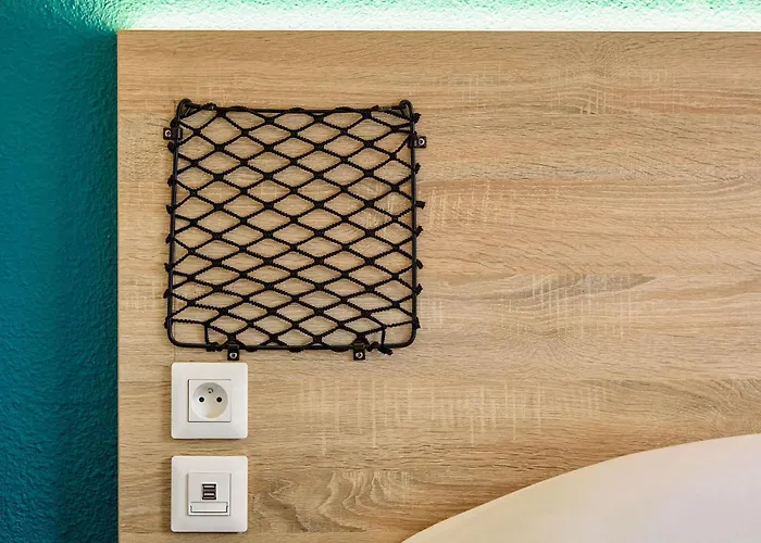 Hotelf1 Paris Porte De Montreuil Hotel Bagnolet