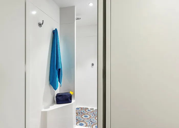 Hotelf1 Paris Porte De Montreuil Hotel *