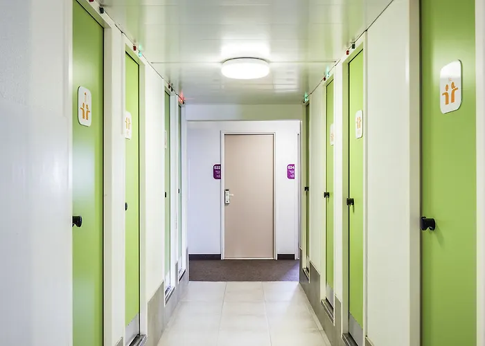 Hotelf1 Paris Porte De Montreuil * Bagnolet