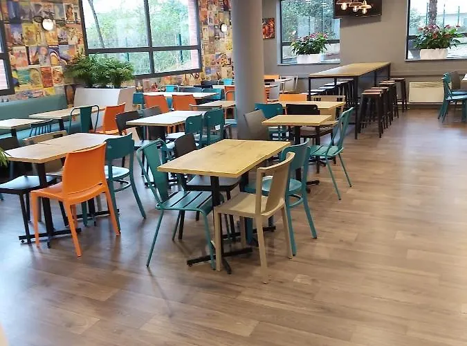 Hotel Hotelf1 Paris Porte De Montreuil *